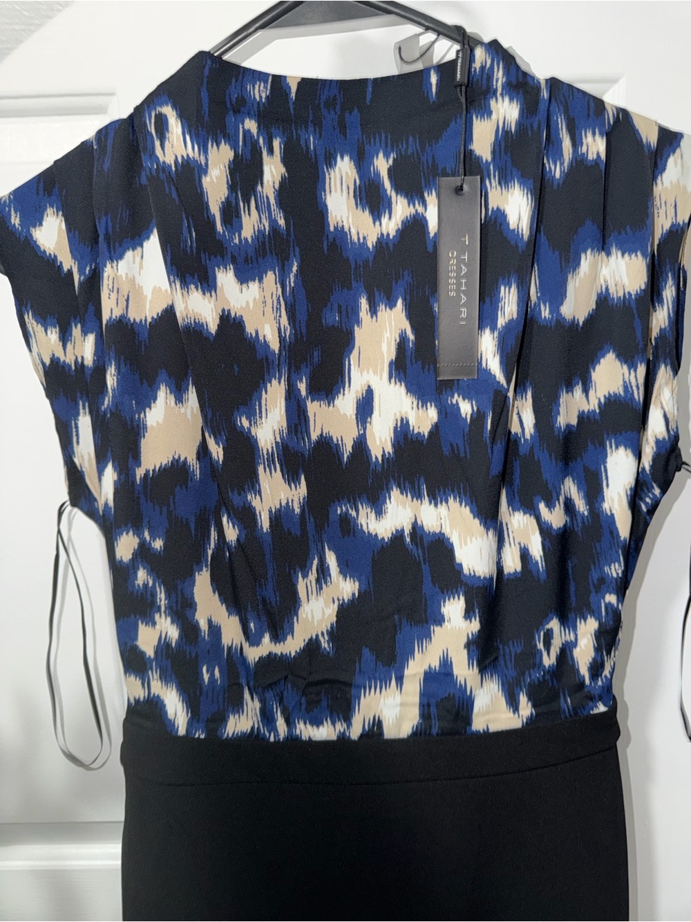 T Tahari Blue Black Beige Abstract Cap-Sleeve Blouse